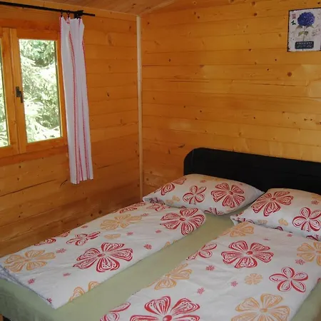 Apartman Hedi *